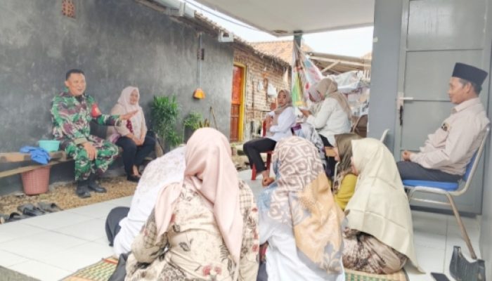 Babinsa Koramil 2307/Ciwandan Laksanakan Puanter, Dukung Pendataan Penduduk dan Imunisasi Anak