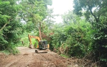 Pengerasan Jalan TMMD 128 Kodim 0623/Cilegon Hubungkan Akses Warga Langon Satu – Tembulun