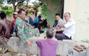Babinsa Koramil 2304/Anyar Gencarkan Komsos Bersama Warga, Bahas Ketahanan Pangan dan Kamtibmas