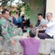 Babinsa Koramil 2304/Anyar Gencarkan Komsos Bersama Warga, Bahas Ketahanan Pangan dan Kamtibmas