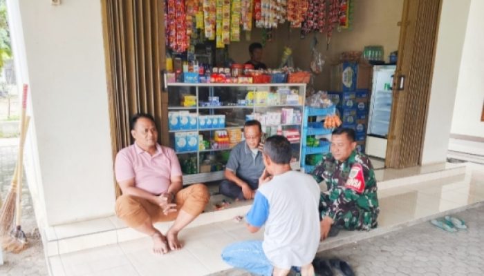 Babinsa Koramil 2307/Ciwandan Gencarkan Komsos Bahas Keamanan dan Kebersihan Lingkungan