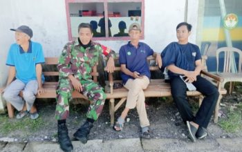 Babinsa Koramil 2304/Anyar Perkuat Kamtibmas Lewat Komsos Bersama Warga