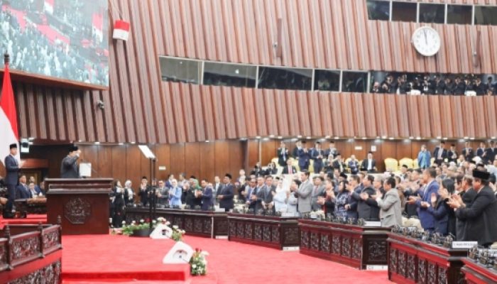 Prabowo Perintahkan Bank Negara Turunkan Bunga Kredit untuk Rakyat Miskin