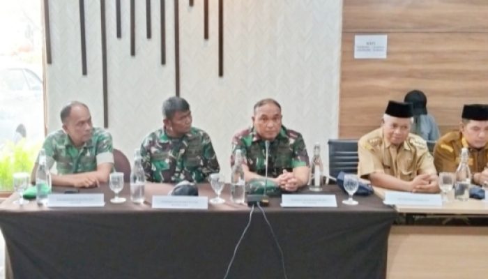 Babinsa Koramil 2301/Cilegon Perkuat Komsos Jelang Idul Adha Bersama Tokoh Masyarakat dan Instansi Terkait