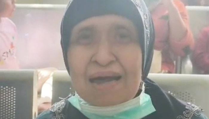 Operasi Katarak Gratis TMMD Kodim 0623 Cilegon Bikin Haru, Ibu Ijih Kini Bisa Melihat Terang Kembali