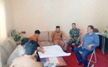 Babinsa Koramil 2303/Pulomerak Gelar Komsos Bahas Perbatasan Tanah dan Kamtibmas di Wilayah Binaan