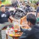 Babinsa Koramil 2307/Ciwandan Perkuat Kebersamaan Warga Melalui Komsos dan Semangat Gotong Royong