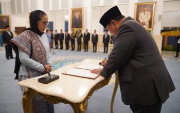 Prabowo Lantik Pimpinan Baru BGN dan Penasihat Khusus Presiden Bidang Ketenagakerjaan