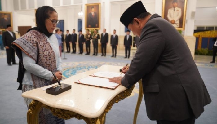 Prabowo Lantik Pimpinan Baru BGN dan Penasihat Khusus Presiden Bidang Ketenagakerjaan