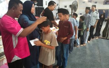 Anniversary ke-13 The Jakmania Kabupaten Serang Meriah, Ribuan Suporter Padati Lapangan PT Arka Putra dan Santuni Anak Yatim
