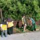 Babinsa Koramil 2303/Pulomerak Bersama Warga Gelar Jumsih dan Karya Bakti, Wujud Nyata Peduli Lingkungan