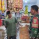 Babinsa Koramil 2307/Ciwandan Laksanakan Pendataan Imunisasi Anak dan Monitoring Harga Sembako di Wilayah Binaan
