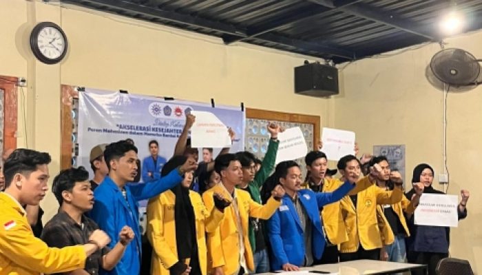 ​​​Diskusi BEM di Makassar Sikapi Situasi Kebangsaan: Optimis Rupiah Menguat dan Lawan Pemecah Belah Bangsa