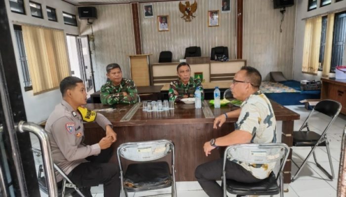 Babinsa Koramil 2301/Cilegon Perkuat Sinergi Tiga Pilar Jelang Lomba HUT Bhayangkara di Cikerai dan Bagendung