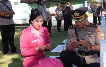 Polres Maros Ziarah dan Tabur Bunga di Taman Makam Pahlawan Maccopa Jelang HUT Bhayangkara ke-80