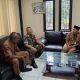 Babinsa Koramil 2307/Ciwandan Perkuat Sinergi dengan Aparatur dan Warga Melalui Kegiatan Komsos