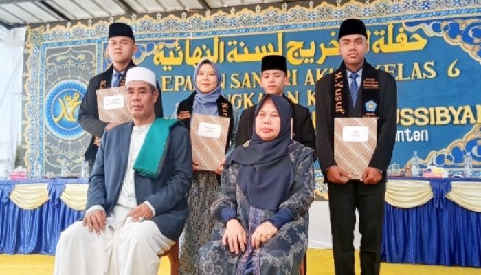 Pelepasan Santri ke-VI Ponpes Fathussibyan Berlangsung Khidmat, KH TB Ohen : “Ini Awal Perjuangan, Bukan Akhir”