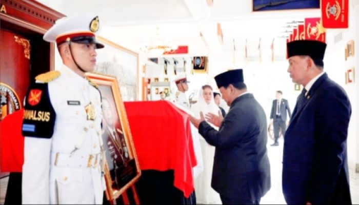 Prabowo Beri Penghormatan Terakhir bagi Ryamizard Ryacudu