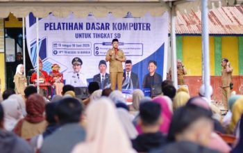 MRP Center Inisiasi Pelatihan Komputer Siswa SD di Rumbia, Resmi Dibuka Bupati Jeneponto