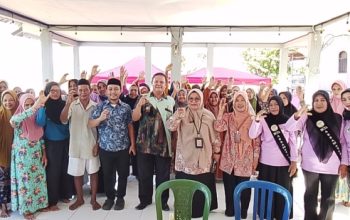 Jemput Bola Lawan TBC, UPT Puskesmas Pattalassang Gelar Pemeriksaan dan Edukasi di Pos TBC Pallantikang