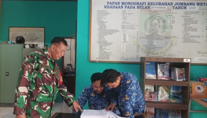 Babinsa Koramil 2301/Cilegon Bersama Forkopimcam Perkuat Validasi Data Warga Kurang Mampu dan Pendatang
