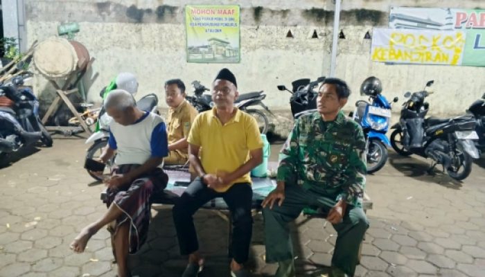 Babinsa Koramil 2301/Cilegon Bersama Tokoh Masyarakat dan Bhabinkamtibmas Perkuat Keamanan Lingkungan Melalui Komsos