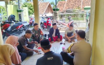 Babinsa Koramil 2307/Ciwandan Perkuat Komsos, Ajak Warga Jaga Kebersihan dan Pererat Kerukunan Antarumat Beragama