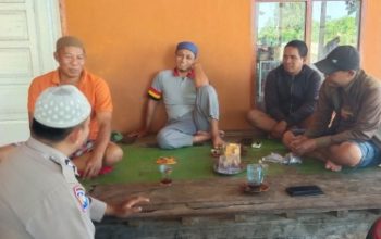 Bhabinkamtibmas Manjangloe Gencar Sambang, Ajak Warga Jaga Keamanan Secara Bersama