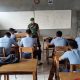 Babinsa Koramil 2303/Pulomerak Perkuat Ketahanan Pangan dan Tanamkan Nilai Kerukunan Beragama kepada Generasi Muda