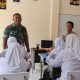Babinsa Koramil 2307/Ciwandan Tanamkan Semangat Bela Negara kepada Siswa melalui MPLS