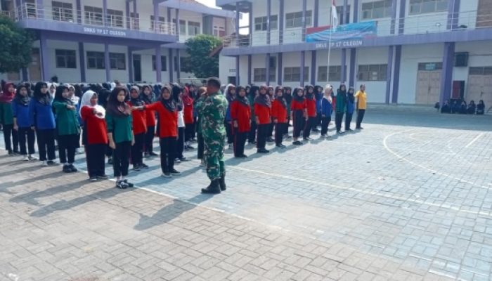 Babinsa Koramil 2301/Cilegon Laksanakan Kegiatan Bintahwil Bersama Siswa SMK YP 17 Cilegon