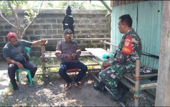 Babinsa Koramil 2304/Anyar Perkuat Kamtibmas Melalui Komsos Bersama Warga di Dua Desa