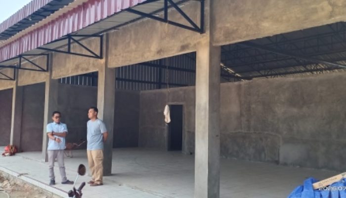 Tinjau Pembangunan Gedung, Ketua KDMP Cilangkahan Siap Dedikasikan Diri untuk Kesejahteraan Rakyat