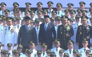 Lulusan Terbaik IPDN dari Keluarga Buruh hingga Petani, Prabowo : Membanggakan Hati Saya