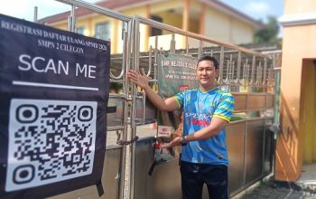 Cukup Scan Barcode dari Rumah, Daftar Ulang Siswa Baru SMPN 2 Cilegon Kini Serba Online