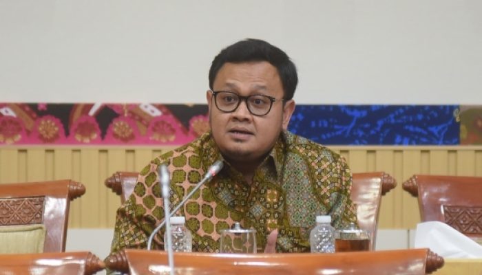 Legislator Gerindra Rocky Candra Salurkan Rp300 Juta untuk Pembangunan SD Plus Muhammadiyah Sungai Penuh
