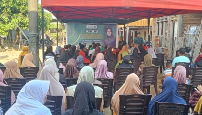 Silaturahmi yang Tetap Mengalir Reses Hj. Fadilah Fahriana Didampingi Wabup Takalar Hangatkan Warga Desa Lagaruda