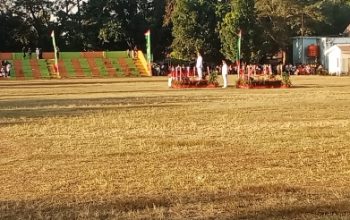 Wabup Pembina Upacara ,Warga Antusias Saksikan Penurunan Bendera HUT RI ke-81, Semangat Kebangsaan Bergema di Takalar