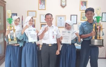 Latihan Sebulan Penuh Penuh Rintangan, Empat Siswa SMPN 4 Cilegon Sukses Harumkan Nama Sekolah di Tingkat Nasional