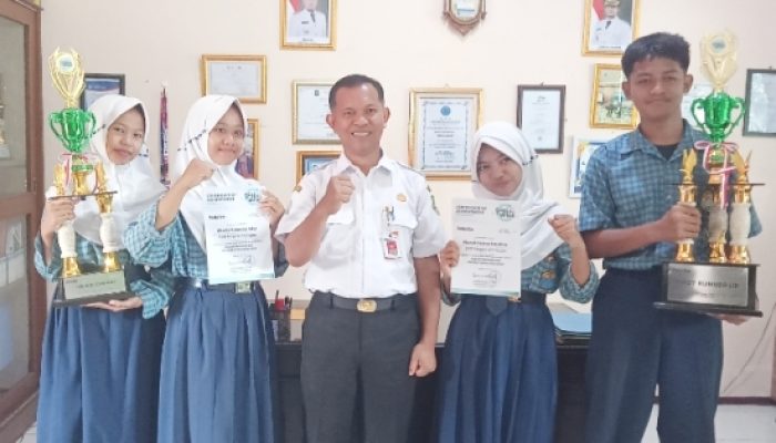 Latihan Sebulan Penuh Penuh Rintangan, Empat Siswa SMPN 4 Cilegon Sukses Harumkan Nama Sekolah di Tingkat Nasional