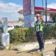 Polantas di Maros Berjibaku di Tengah Terik Matahari, Urai Kemacetan Antrean SPBU
