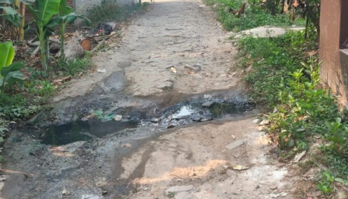 20 Tahun Jalan Rusak Tak Kunjung Diperbaiki, Warga Cipari Cisoka : Jalan Masih Bagus Dibongkar, yang Rusak Malah Dibiarkan