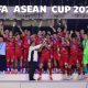Momen Prabowo Angkat Trofi FIFA ASEAN Cup 2026 Bareng Timnas Indonesia