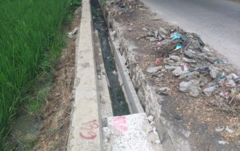 Drainase Rp188 Juta di Kadikaran Disorot Warga, Pengerjaan Disebut Pelat-Pletot hingga Air Tersendat