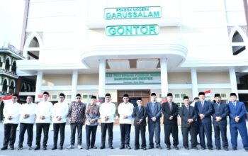Prabowo Salurkan Bantuan untuk Gontor, Dukung Santri Jadi Generasi Berilmu dan Bermanfaat