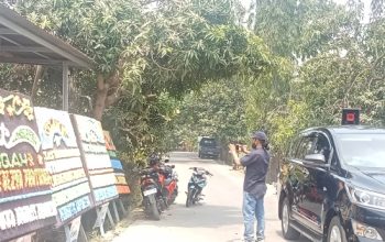 Meriah Syukuran Aqiqah Arqam Faezya Putra Kabiro Media Patriot, Maskur Tutu Dipenuhi Karangan Bunga