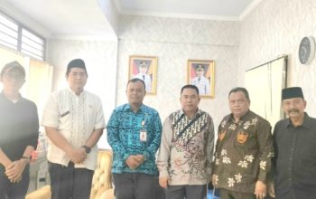 Nama Bupati Serang Dicatut di Medsos, Kuasa Hukum Kades Bojonegara Datangi Bagian Kabag Hukum Bupati : Jangan Asal Edit Foto!