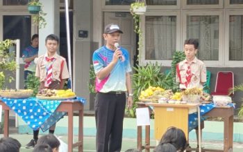 Sambut Hari Pangan Sedunia, Kepala SMP Mardi Yuana Cilegon Ajak Siswa Cintai Pangan Lokal Lewat Ubi dan Singkong Rebus